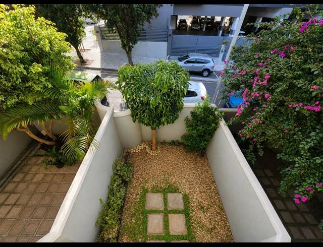 2 BEDROOM APARTMENT BLOCK TO LET IN OBSERVATORY